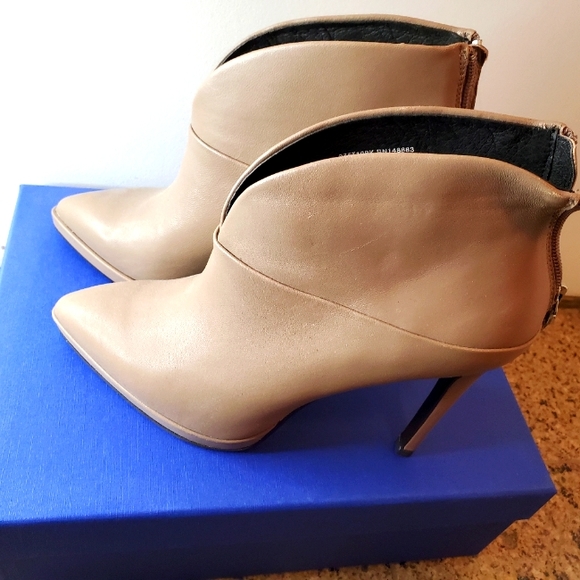 Grey Booties - Picture 2 of 4